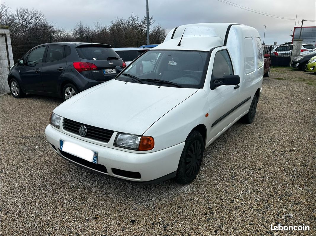 VOLKSWAGEN CADDY FOURGON 1.9 D 65 cv (image 1)