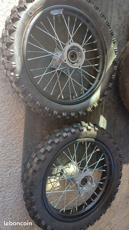 Chambre à Air + Roue Arrière Complète 90/100-14 - Avec Roulement 15 Mm - Pour Dirt Bike