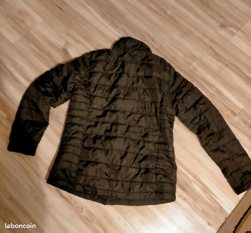 Doudoune Janina noire, taille 42. Très bon état (image 3)