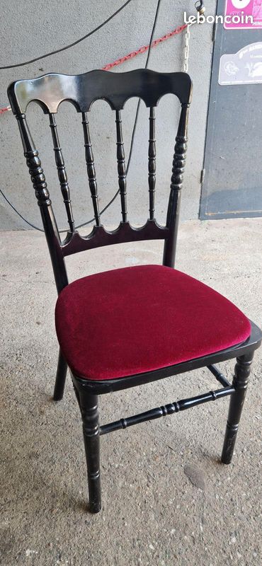 Chaises bois de couleur noire (image 1)