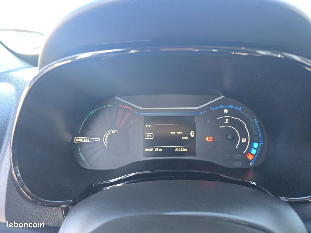 Dacia Spring Confort Plus Achat Intégral (image 9)