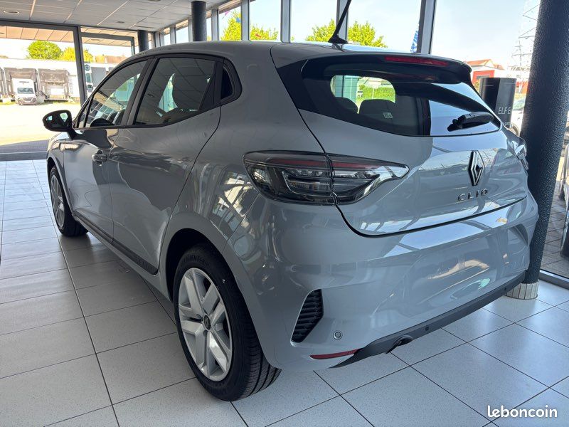 Renault clio 5 Neuve Blue DCI 100ch Évolution disponible Garantie 12/2028 (image 3)