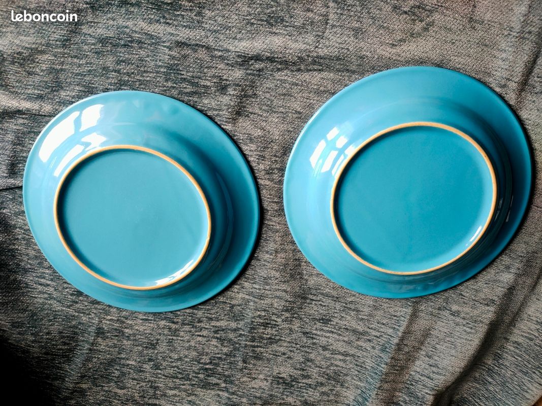 Lot de 2 grandes assiettes (image 2)