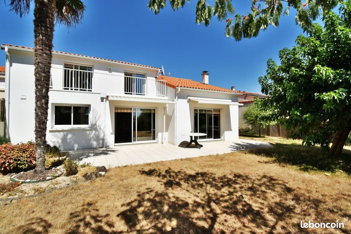 Maison 6 pièces 166 m² · à Cholet · 166 m² · 378 800 €