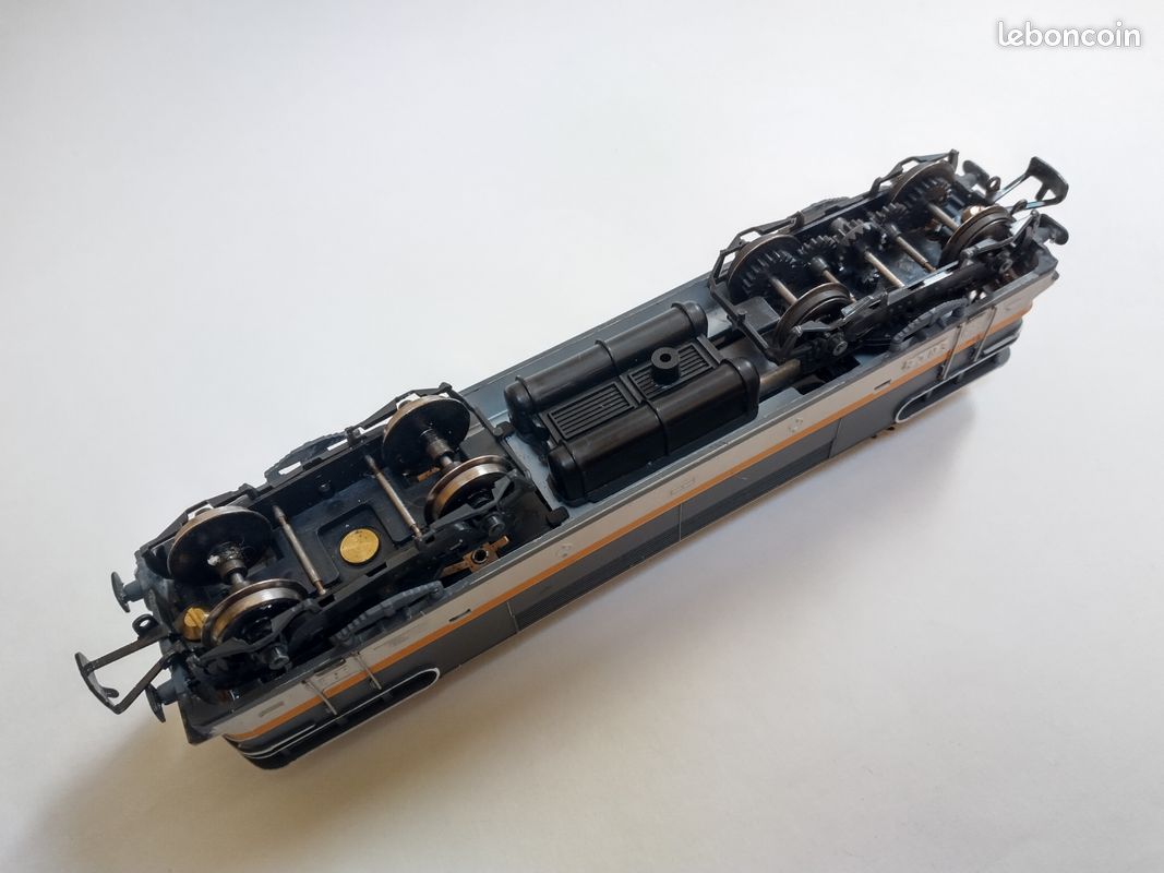 LOCOMOTIVE ELECTRIQUE BB9282,CORAIL MODERNE,PARIS SO, HO, EpIV/V, P