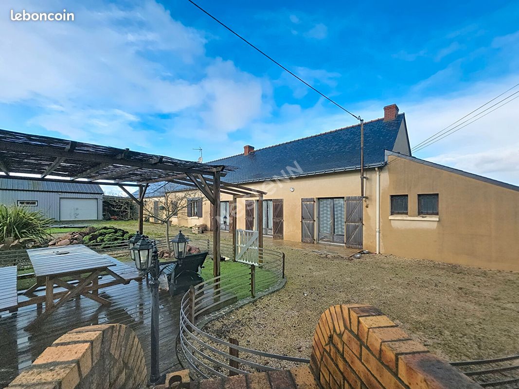 Maison 6 pièces 149 m² · à Loireauxence · 149 m² · 240 000 €