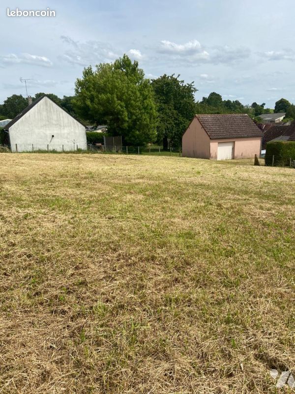 Terrain 1128 m² · à Lamnay · 1 128 m² · 37 000 €