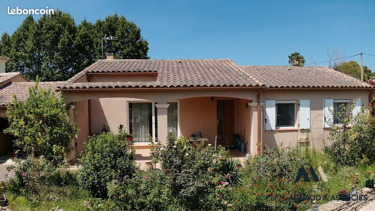 Maison 4 pièces 98 m² · à Saint-Cyr-sur-Mer · 98 m² · 680 000 €