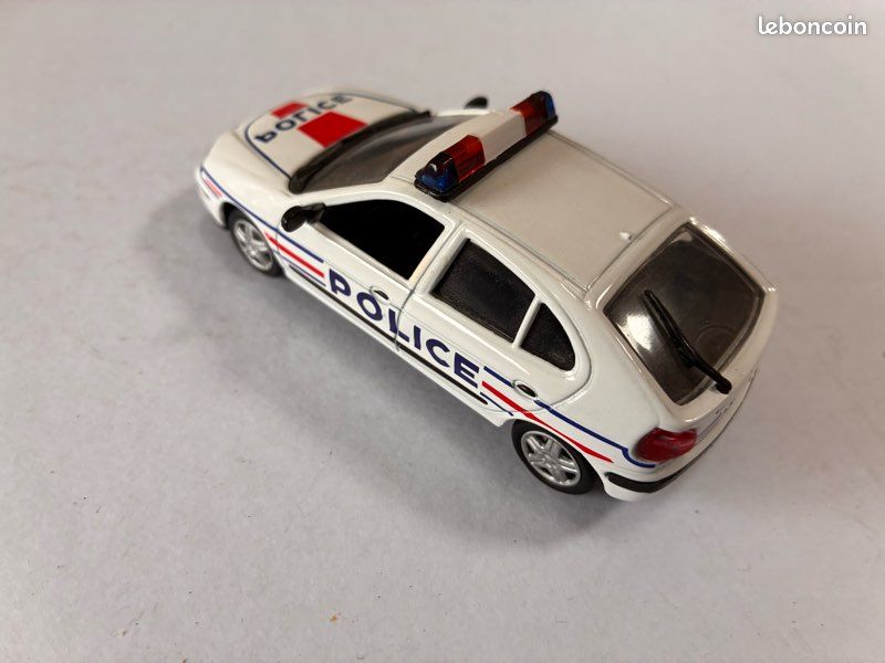 Modèle Réduit Renault Mégane Estate Police Nationale – Norev 3 Inches, Neuf En Boîte