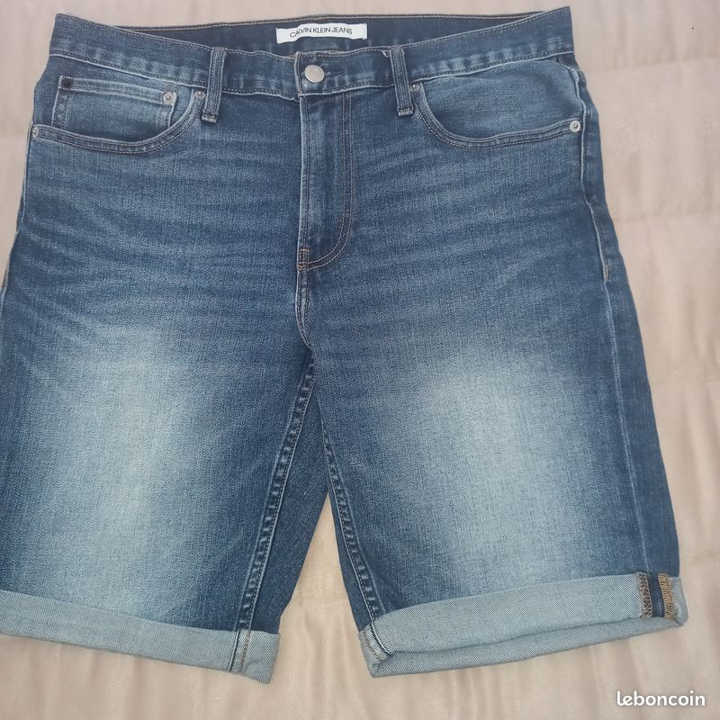 Short en jean Calvin Klein T42 (image 1)