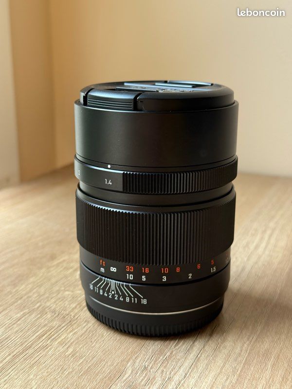 Mitakon Speedmaster 42.5mm F/1.2 – Objectif Manuel Pour Micro 4/3 – Ouvert