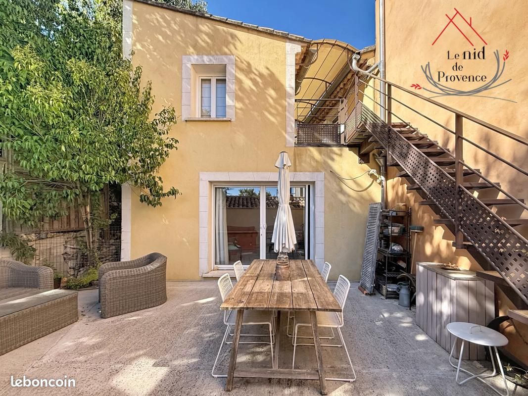 Maison 3 pièces 108 m² · à Châteauneuf-de-Gadagne · 108 m² · 375 000 €