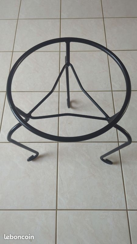 Porte plante extérieur solide (image 1)