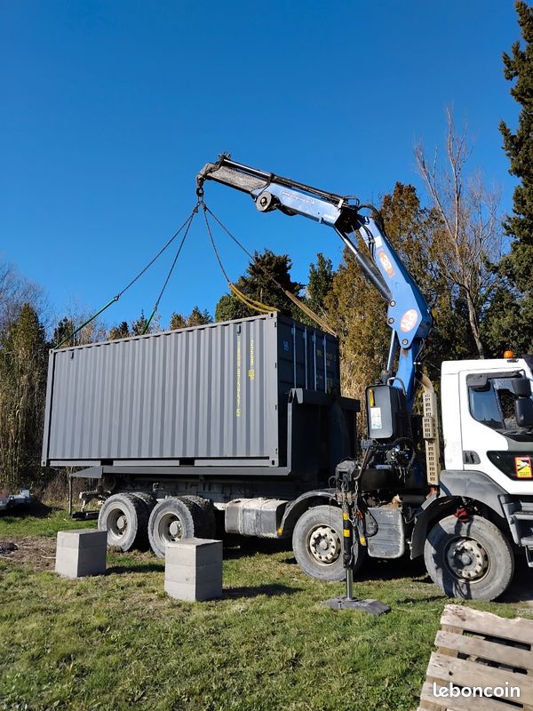 Benne Grue Ampliroll : La Solution Polyvalente pour Vos Chantiers () Benne Grue Ampliroll : La Solution Polyvalente pour Vos Chantiers