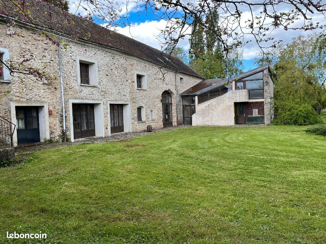 Location (image 2)