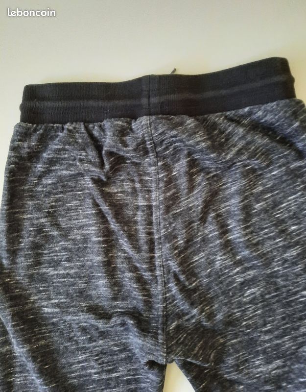 Jogging Garcon H et M gris foncé chiné Taille XS (image 4)