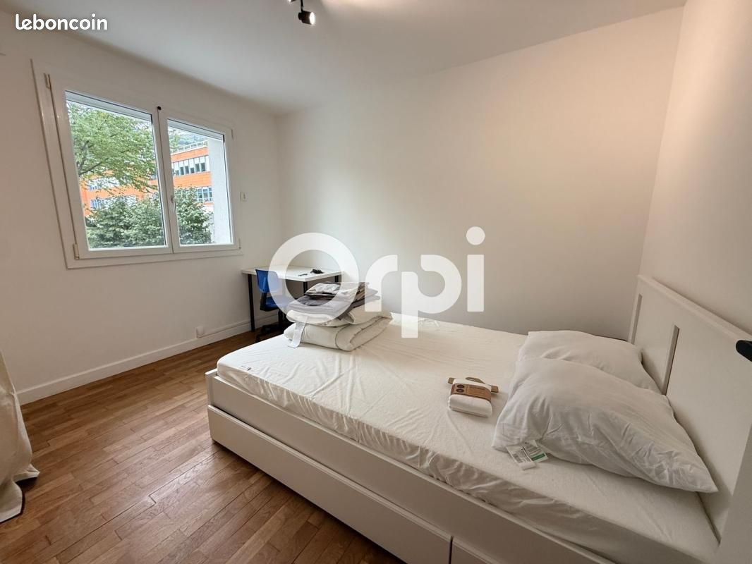 Appartement 4 pièces 60 m² · à Saint-Martin-d'Hères · 60 m² · 520 €/mois