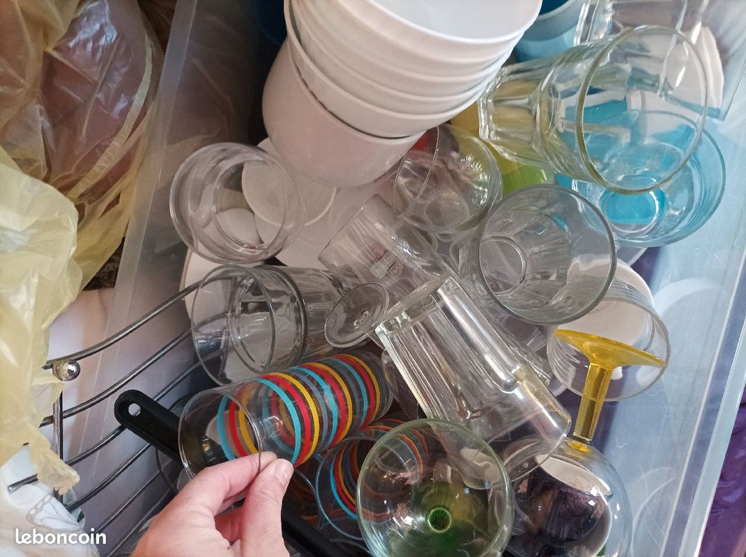 Lot de vaisselle verre bol tasse .... (image 1)