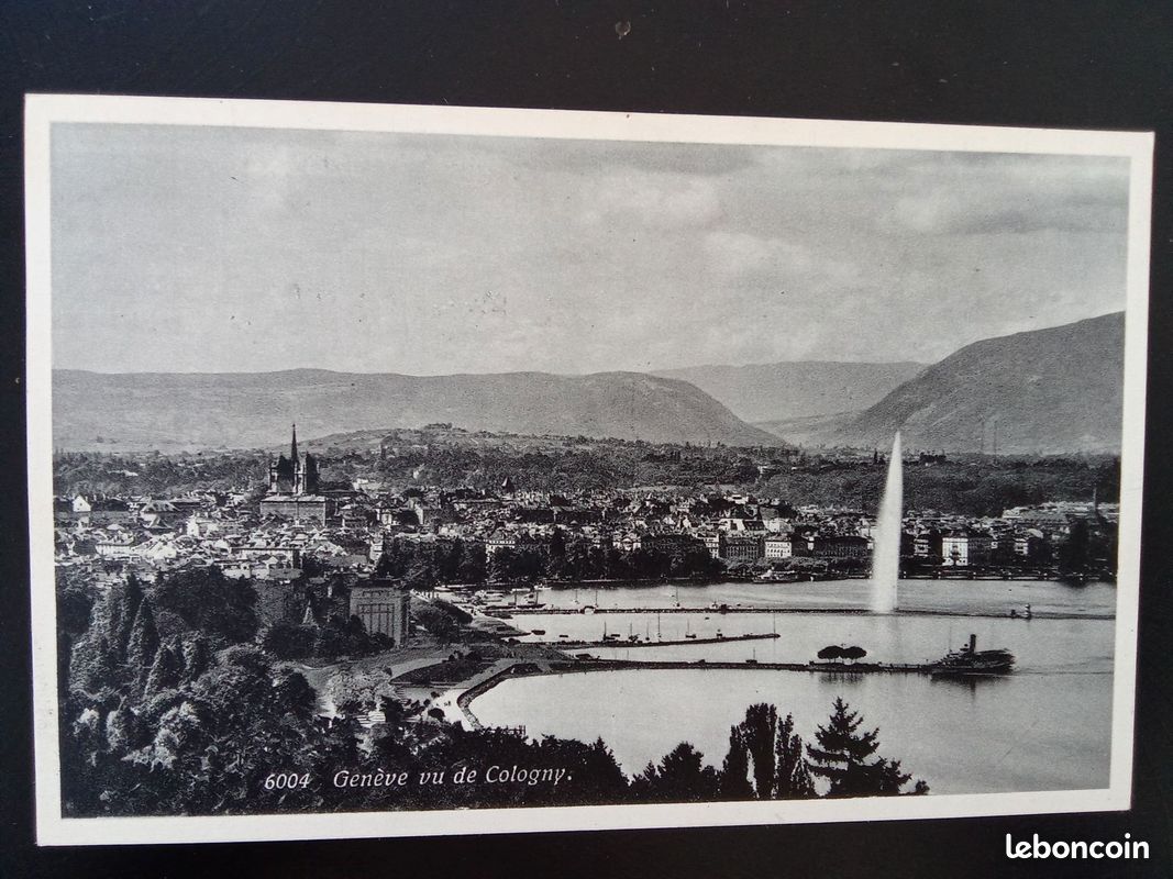 CPA GENÈVE Vu de Cologny – Le Jet d'Eau & la Rade en Noir et Blanc (Éd. Jaeger) (image 1)