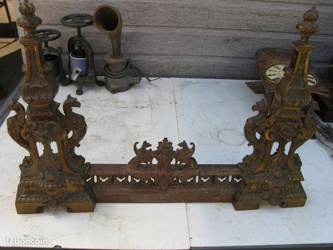Bronze XIXème chenets avec sa barre de cheminée (image 1)