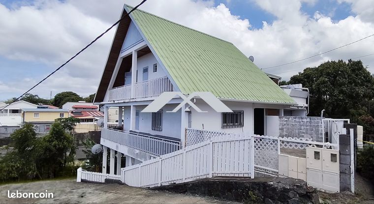 Immeuble 357 m² Saint-Louis