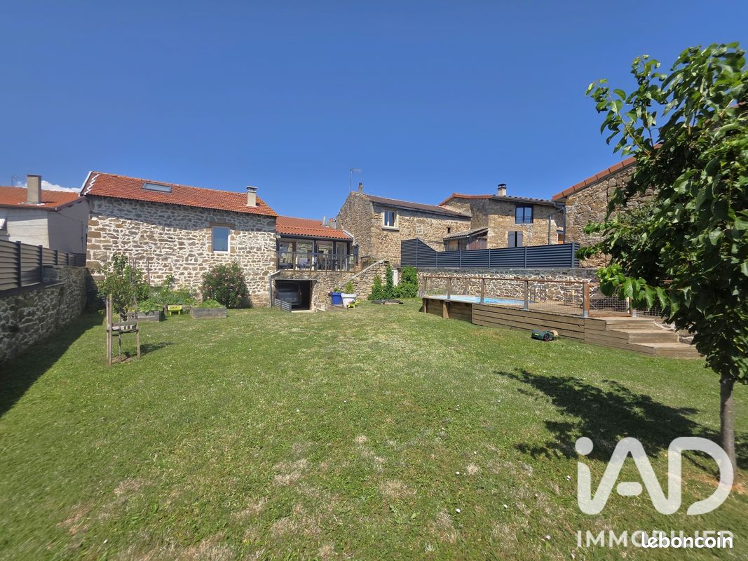 Maison 5 pièces 137 m² · à Quintenas · 137 m² · 269 000 €