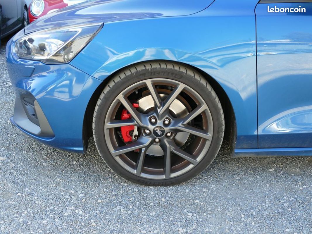 FORD FOCUS ST PERFORMANCE 2.3 ECOBOOST 280 Ch BVM6 (image 2)