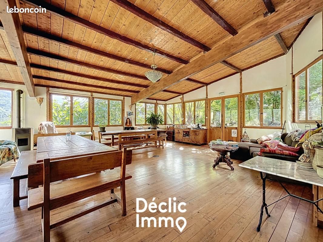 Maison 16 pièces 440 m² · à Tournefort · 440 m² · 770 000 €