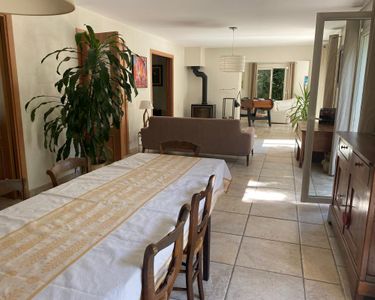 Maison 1 250 000 € - 230 m²