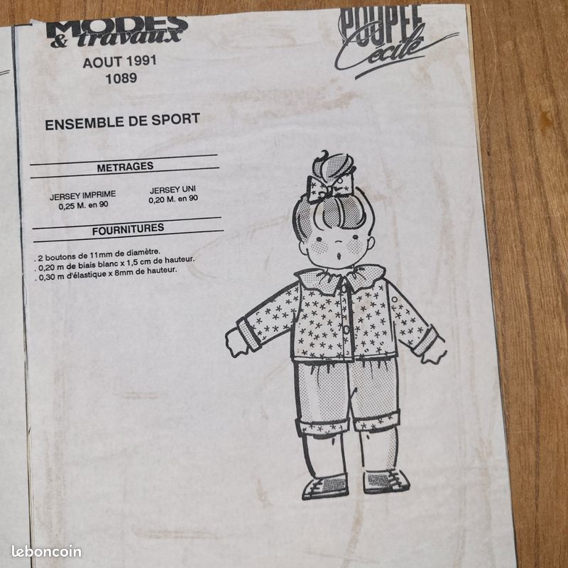 Lot De 30 Patrons De Couture Poupée Modes Et Travaux - Année 1993 - France