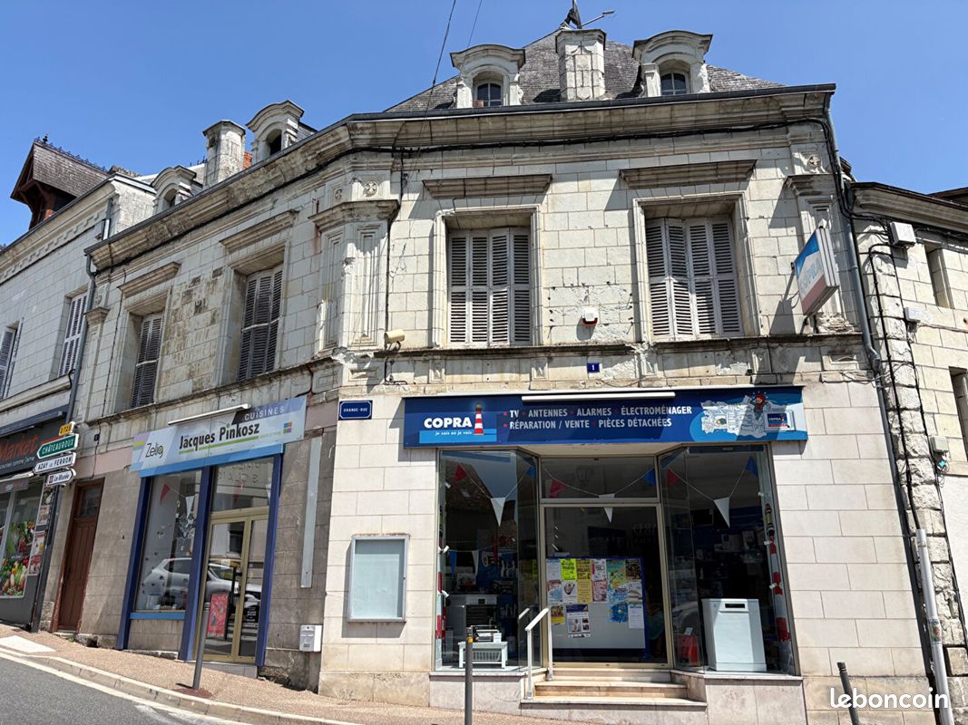 Maison 6 pièces 197 m² · à Preuilly-sur-Claise · 197 m² · 66 000 €