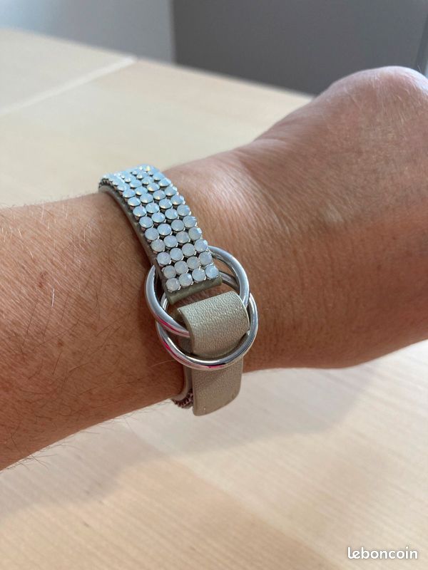 Bracelet Swarovski en cuir et cristaux (image 4)
