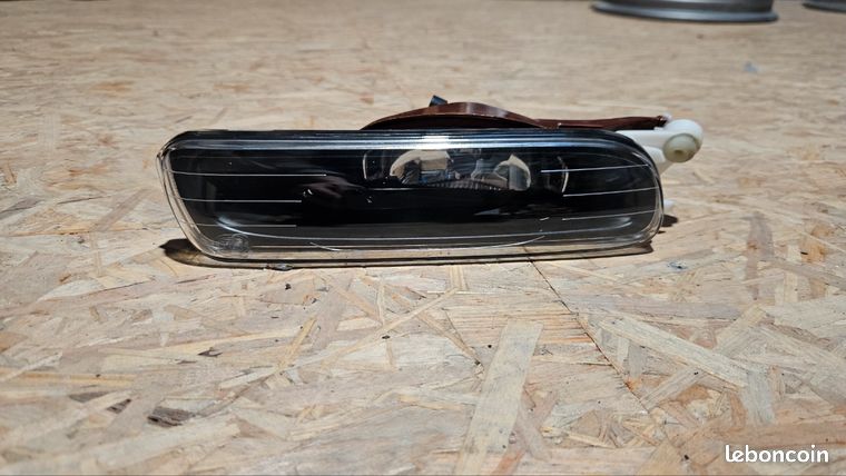 Feu Antibrouillard Avant Droit Pour BMW Série 3 E46 Coupé - Neuf, Marque TYC