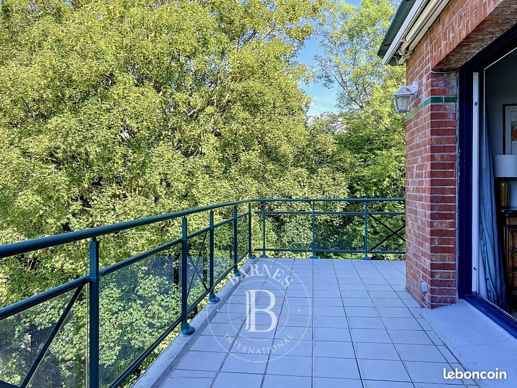 Appartement 5 pièces 169 m² · à Lille · 169 m² · 890 000 €