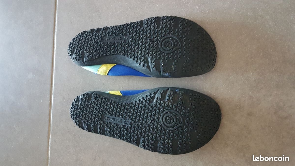 Aquashoes 34-35 Marque Decathlon Subea (image 4)