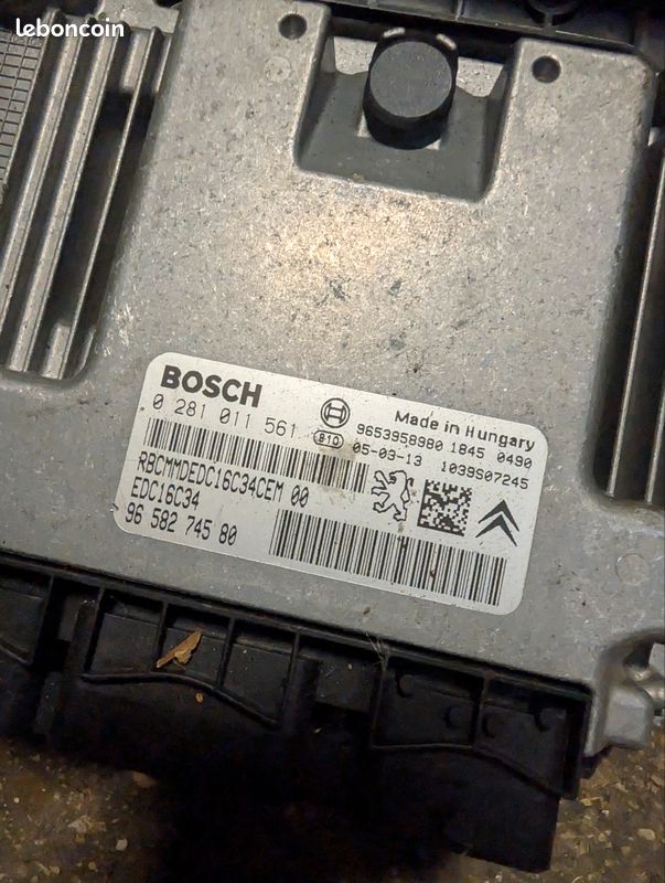 Calculateur moteur Citroën c5 phase 2 1.6 hdi 110 (image 2)