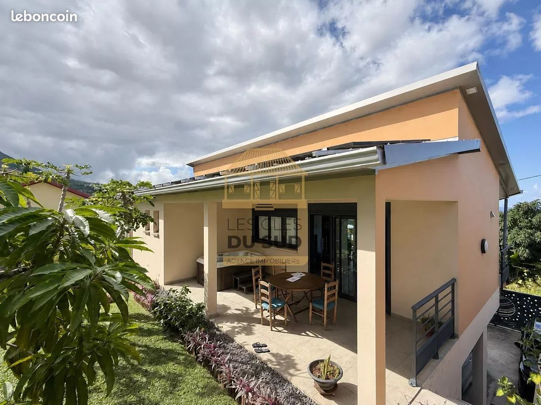 Maison 3 pièces 103 m² · à Saint-Joseph · 103 m² · 329 000 €