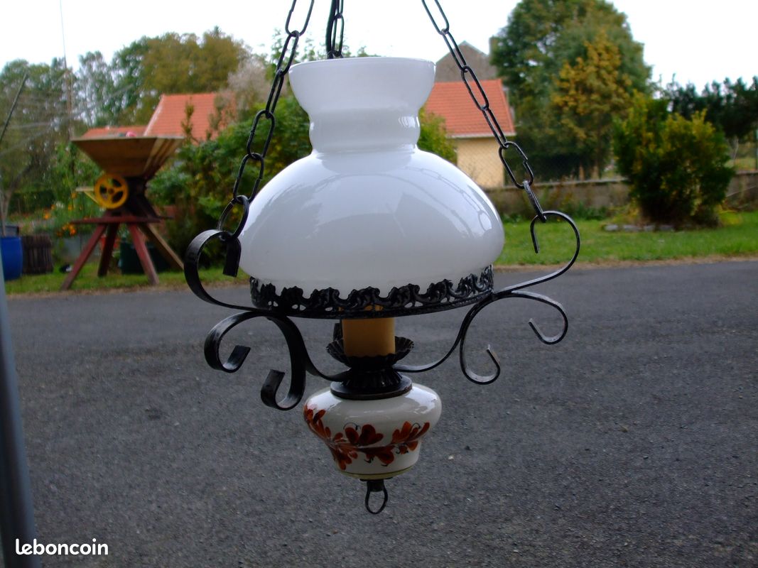 Suspension luminaire (image 1)