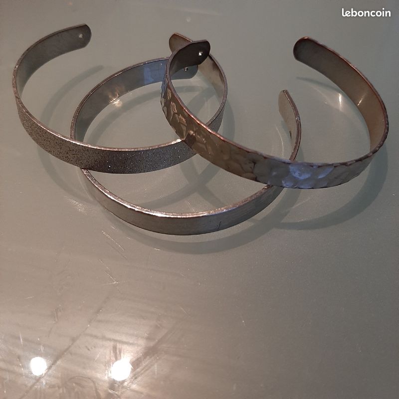 Bracelet (image 1)