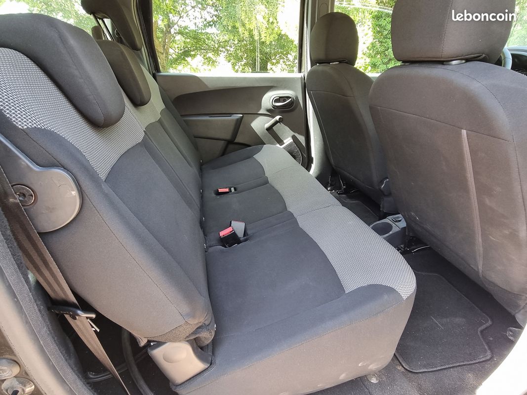 Dacia LODGY 1.2 TCE 115 SILVER LINE 7 PLACES (image 10)