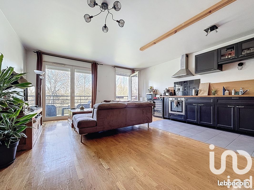 Appartement a louer  - 3 pièce(s) - 72 m2 - Surfyn