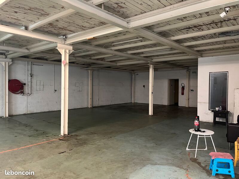 Local d'activité 399 m² (image 5)