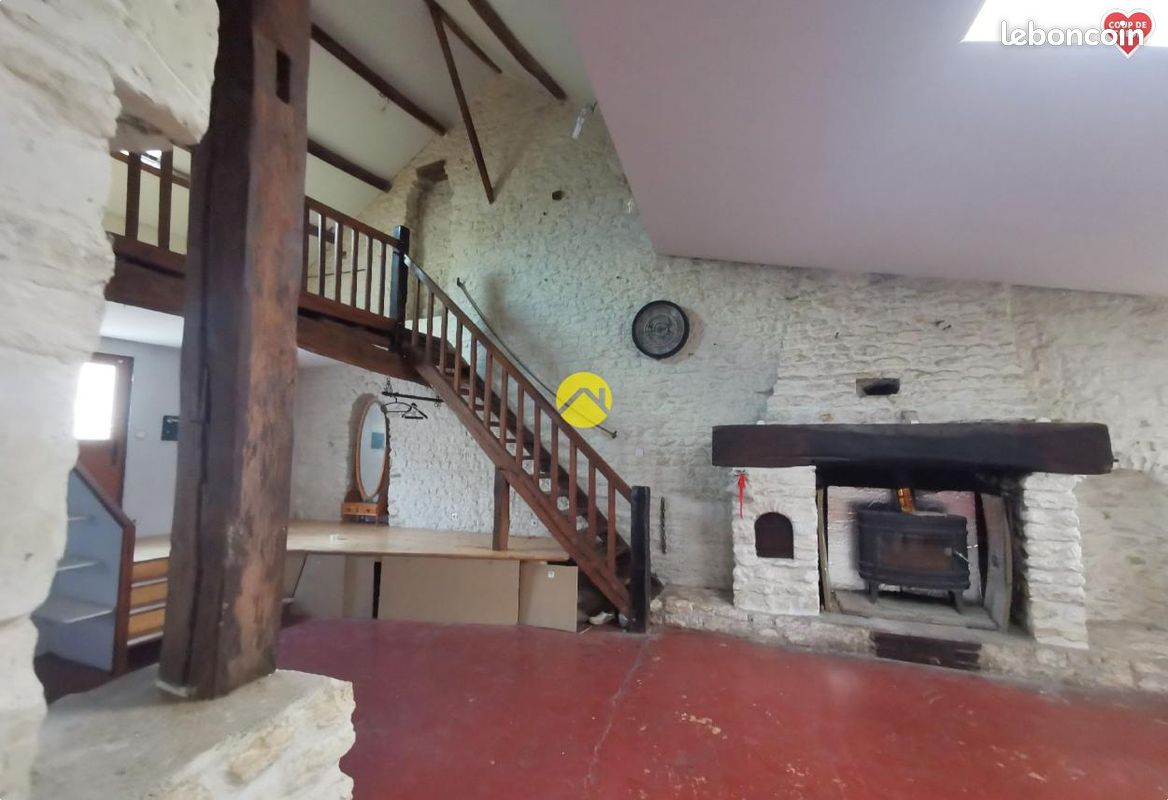 Appartement 2 pièces 178 m² · à Pouant · 178 m² · 66 200 €