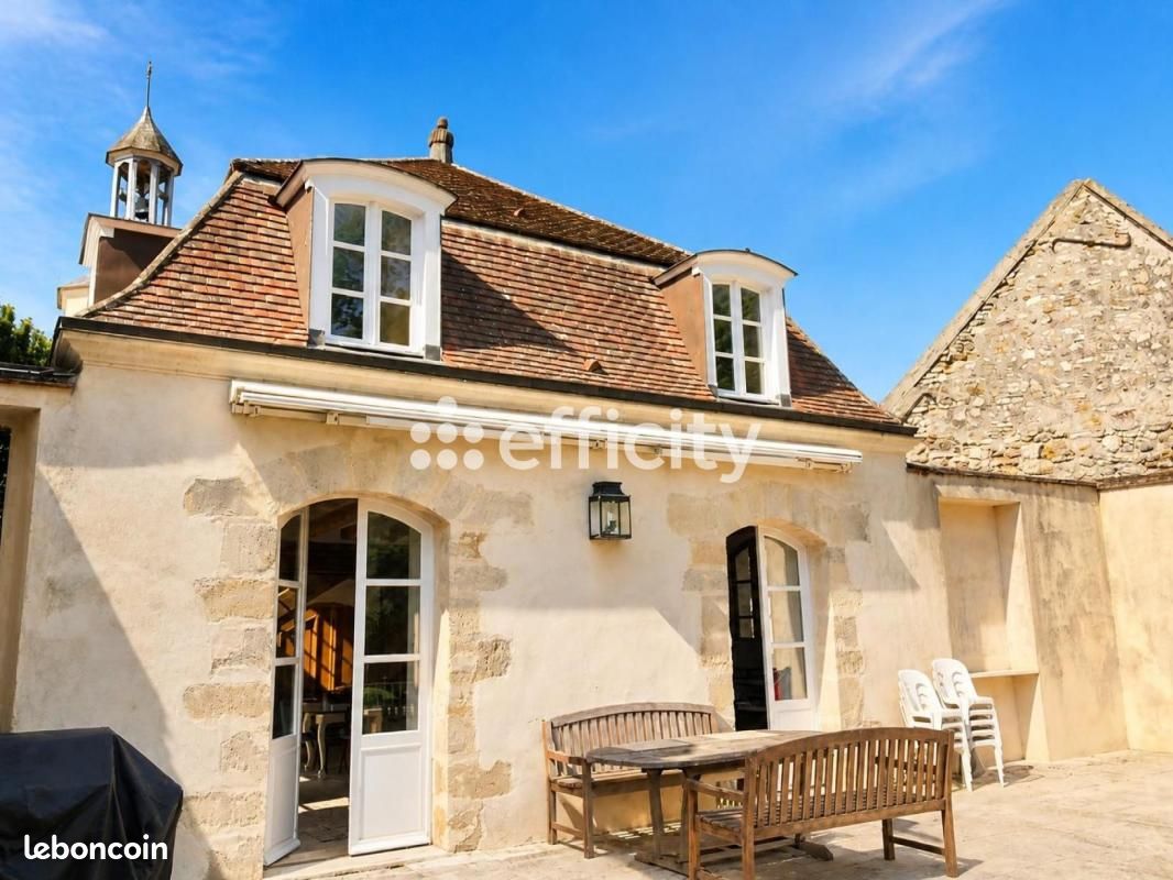 Maison 4 pièces 95 m² · à Péroy-les-Gombries · 95 m² · 1 600 €/mois