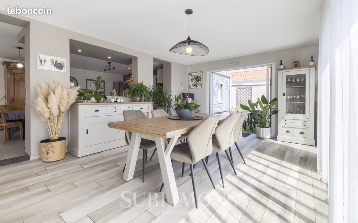 Maison 5 pièces 151 m² · à La Boissière-du-Doré · 151 m² · 342 900 €