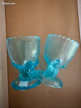 Série de 5 coquetiers en verre moulé ancien - brocante