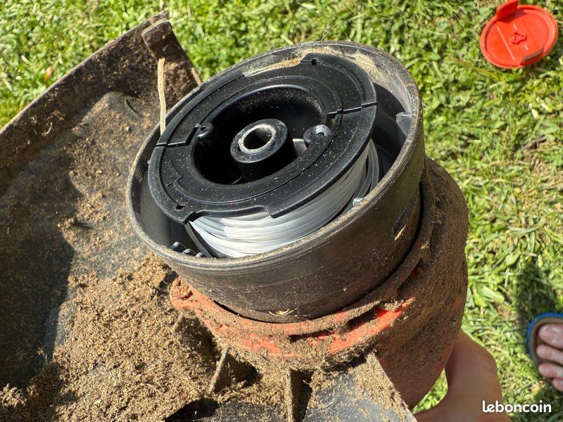 Coupe bordure Black & Decker GL280 (image 3)