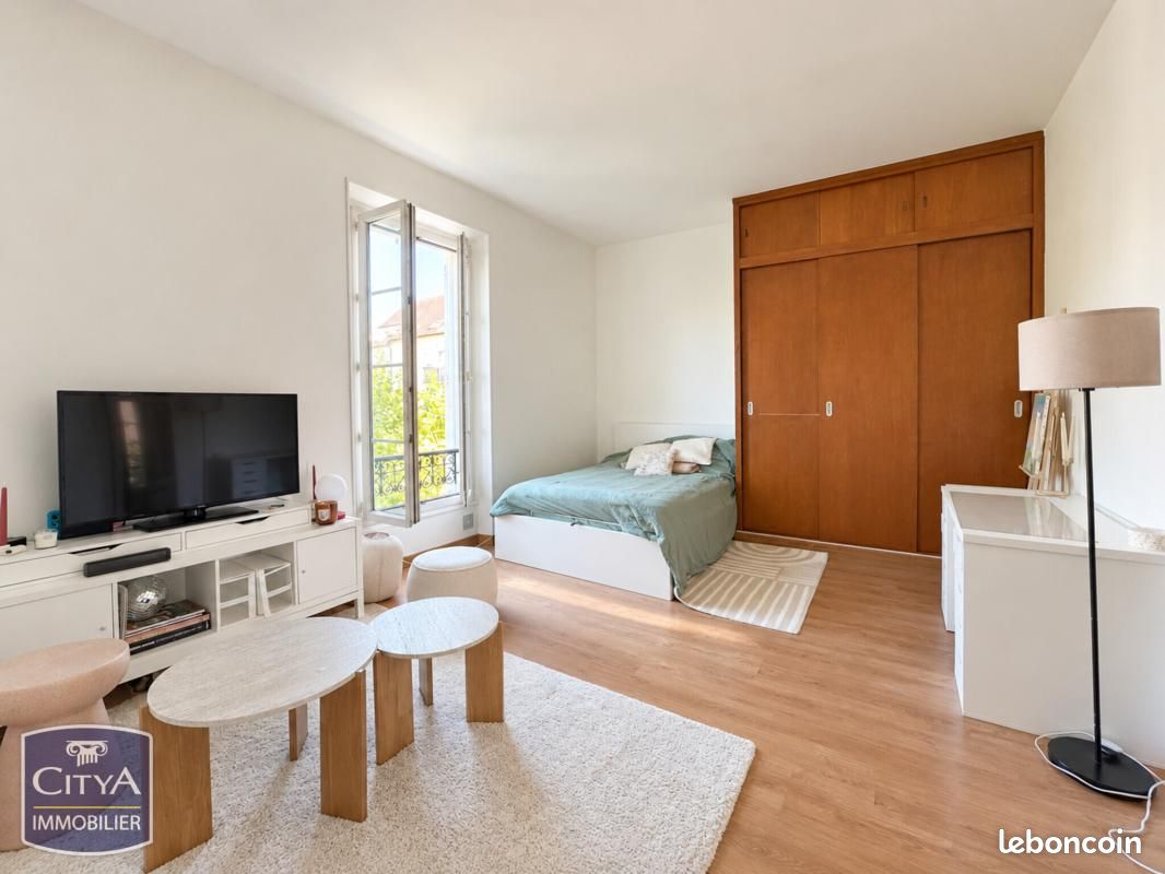 Appartement 1 pièce 28 m² · à Soisy-sur-Seine · 28 m² · 100 000 €