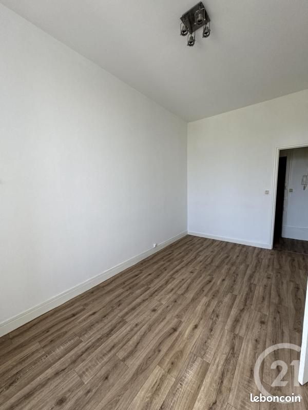 Appartement a louer montlucon - 1 pièce(s) - 28 m2 - Surfyn