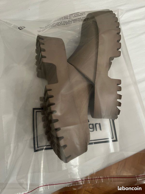 Sandales Plateforme à Talons Compensés En Bois Jeffrey Campbell - Taille 8 US - Occasion En Très Bon état